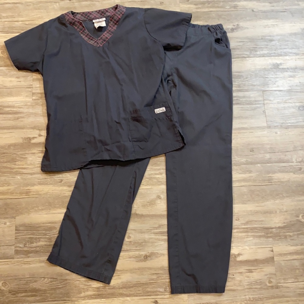 Grey scrubs tall